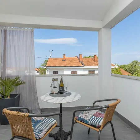 In Der Ersten Etage Fuer Zwei Personen Porec