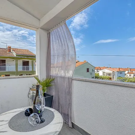 In Der Ersten Etage Fuer Zwei Personen Porec